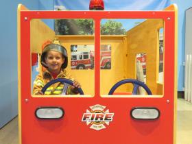 Discovery Town fire truck-small